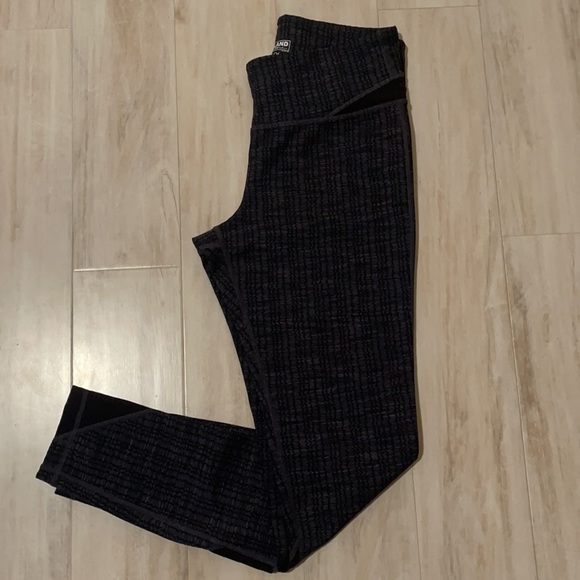 Kirkland Signature Leggings -S - Picture 4 of 5